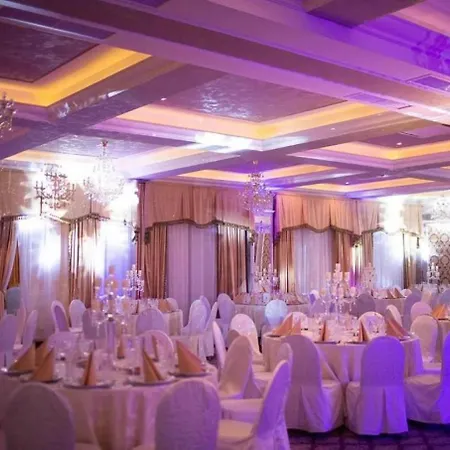 Hotel Ten Constanta Szálloda 4*