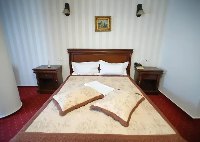 Hotel Ten Constanta Szálloda 4*