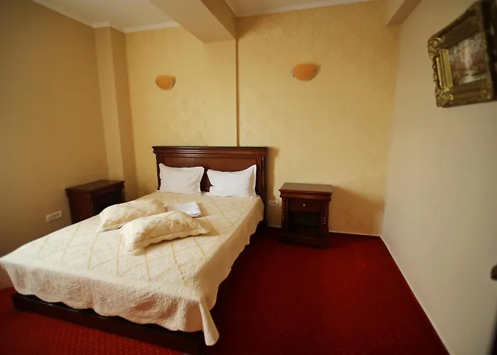 Hotel Ten Constanta Szálloda 4*