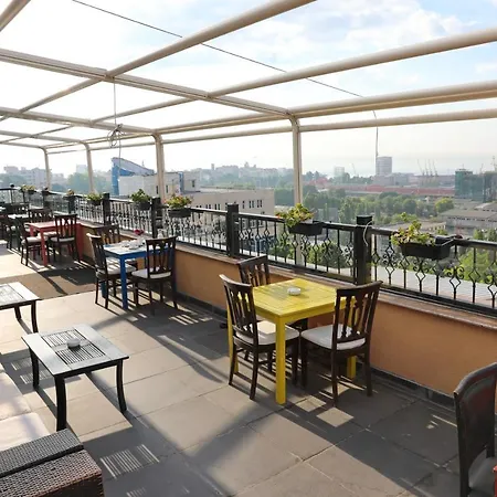 Отель Hotel Ten Constanta