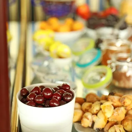 Hotel Ten Constanta 4* Constanţa