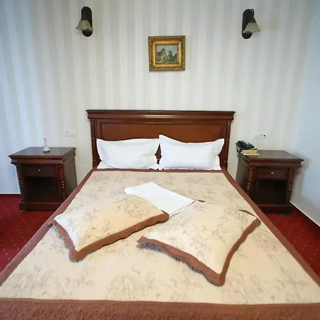 Hotel Ten Constanta Отель 4*